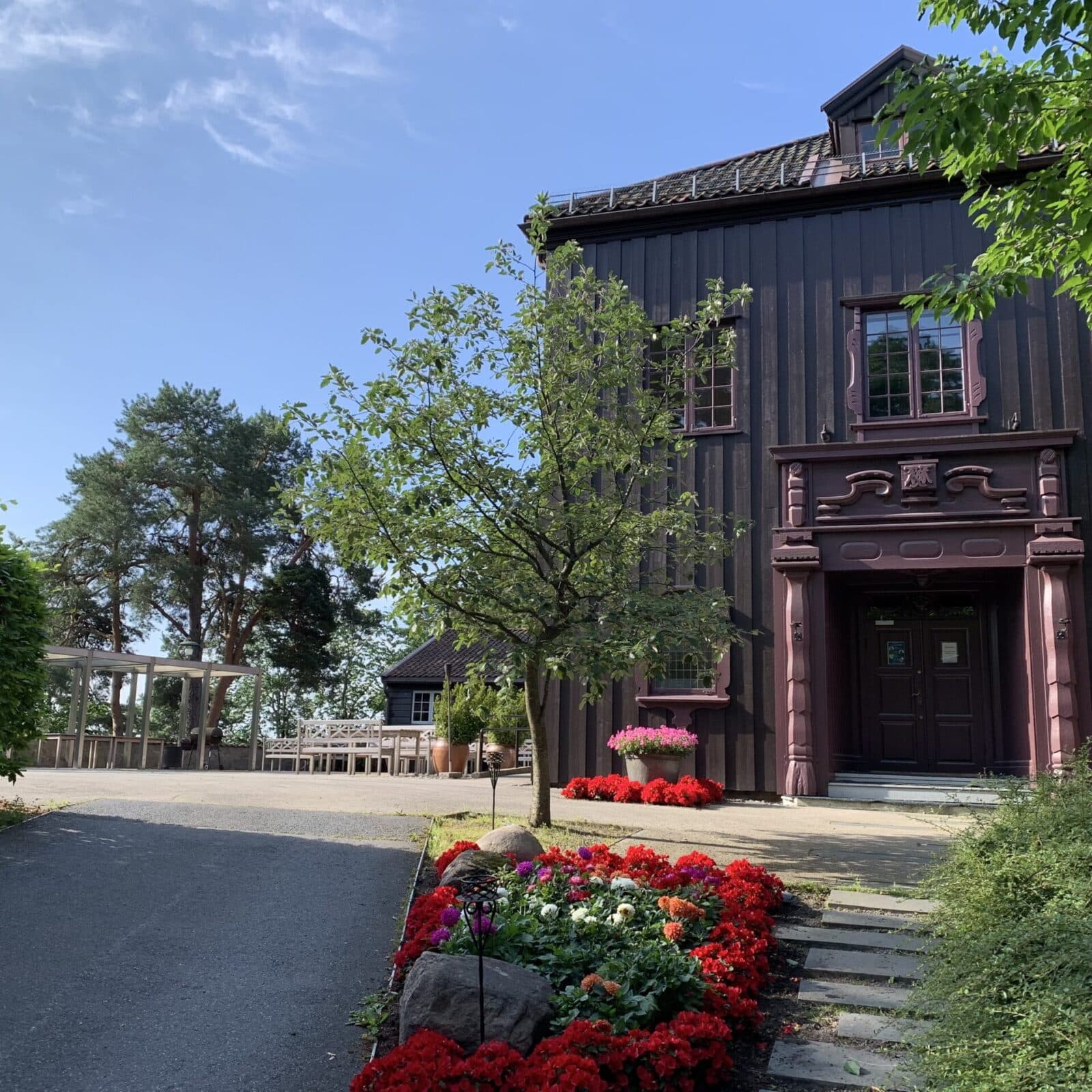 Gjestestuene paa Norsk Folkemuseum bilde 1