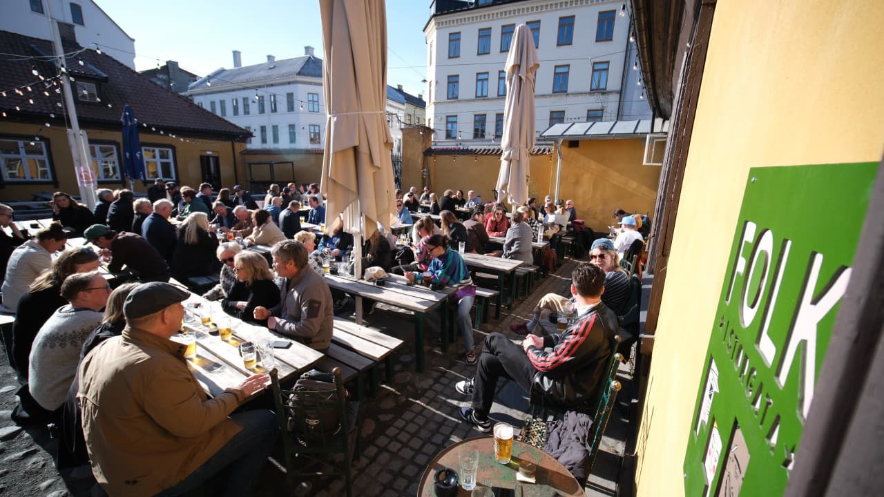 Bakgården - Folk bilde 3