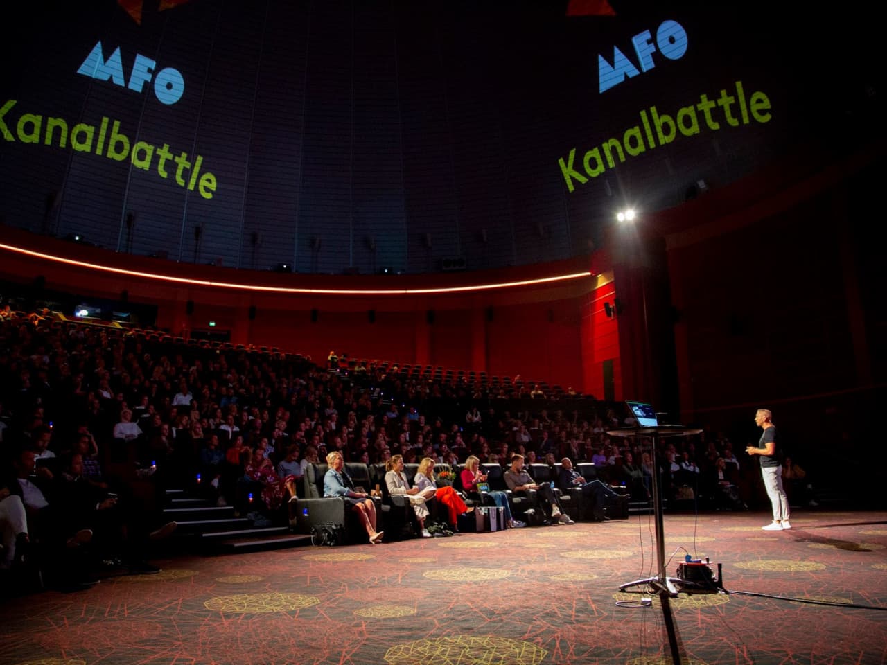 Hovedsalen - Colosseum Kino bilde 2