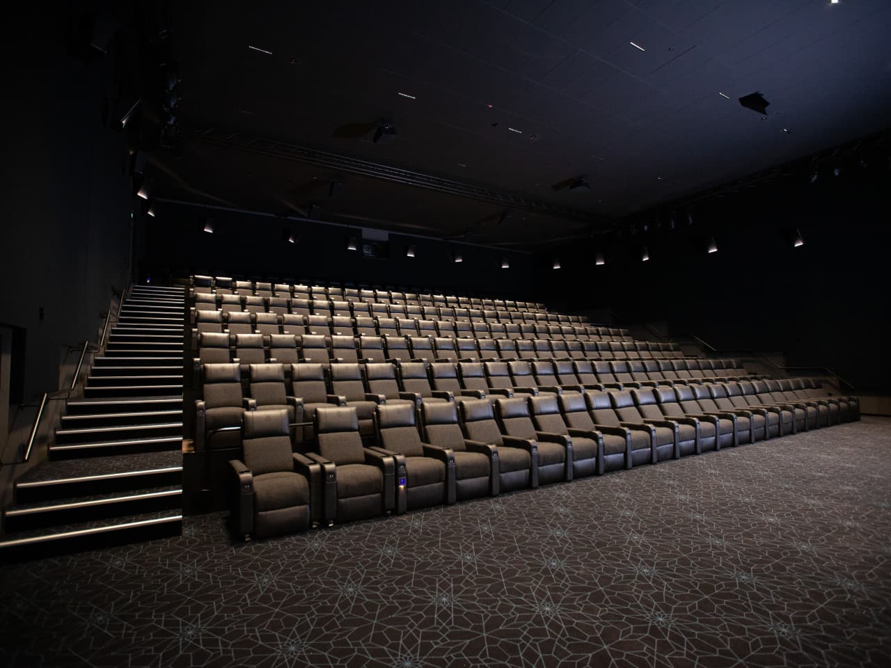 Supreme - Lagunen Kino bilde 2