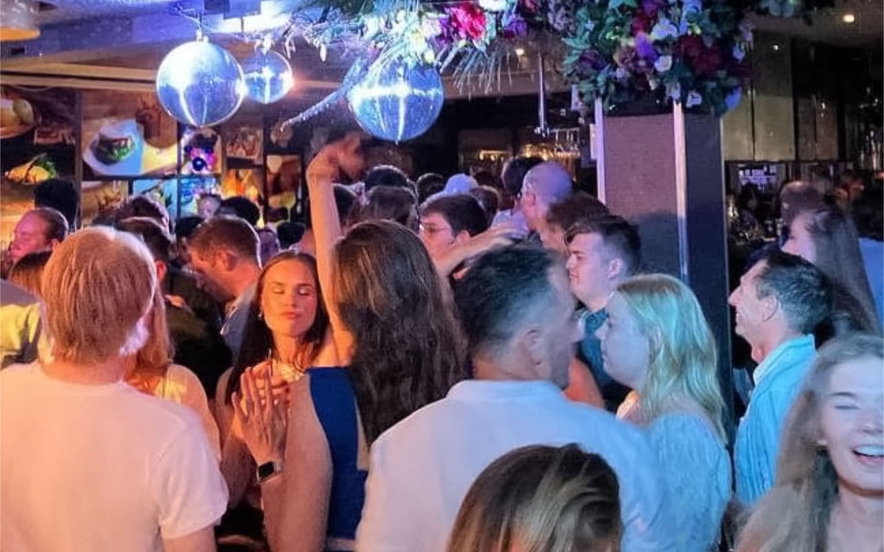 Castelle Bar & Restaurant bilde 2