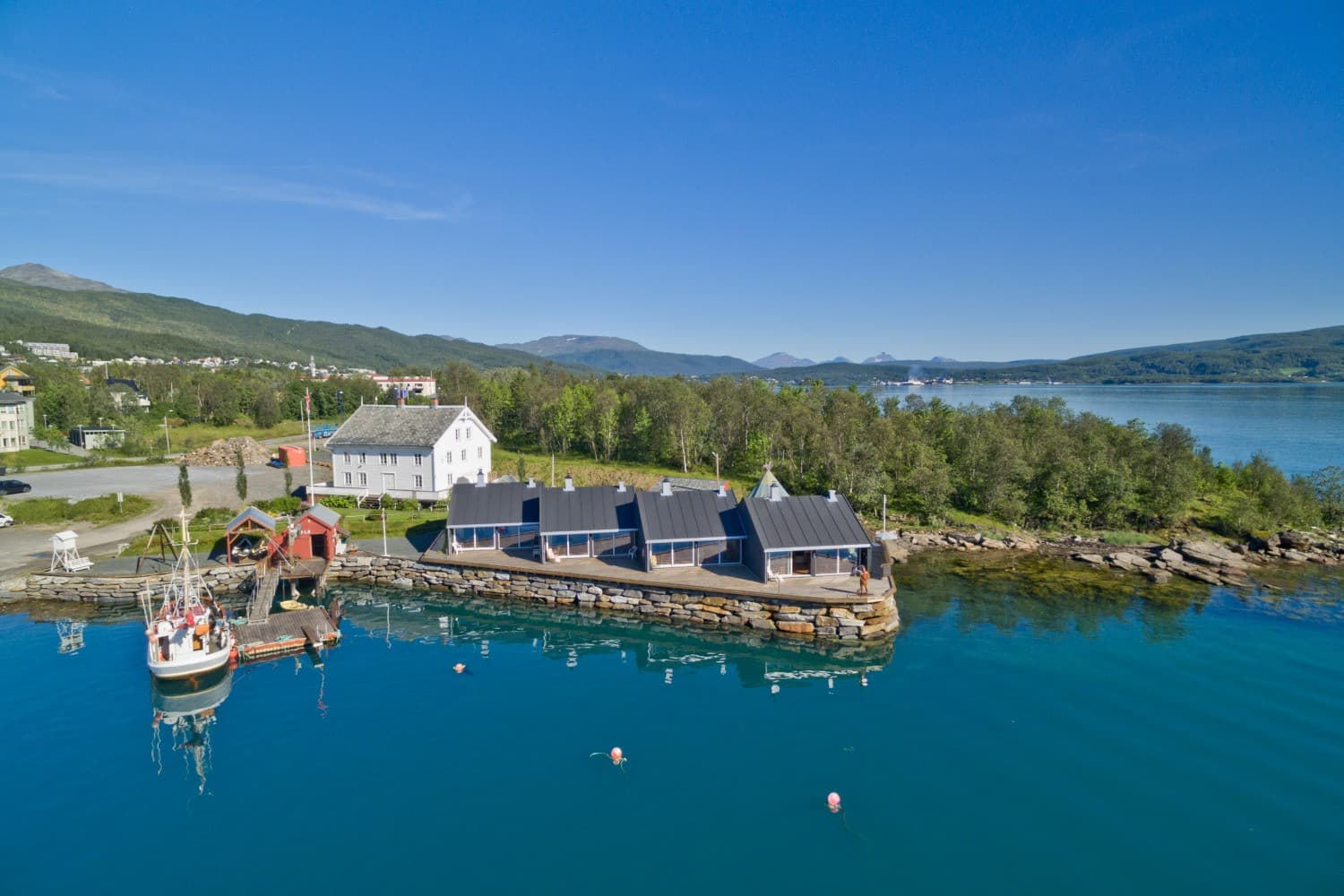 Finsnes Gaard bilde 1