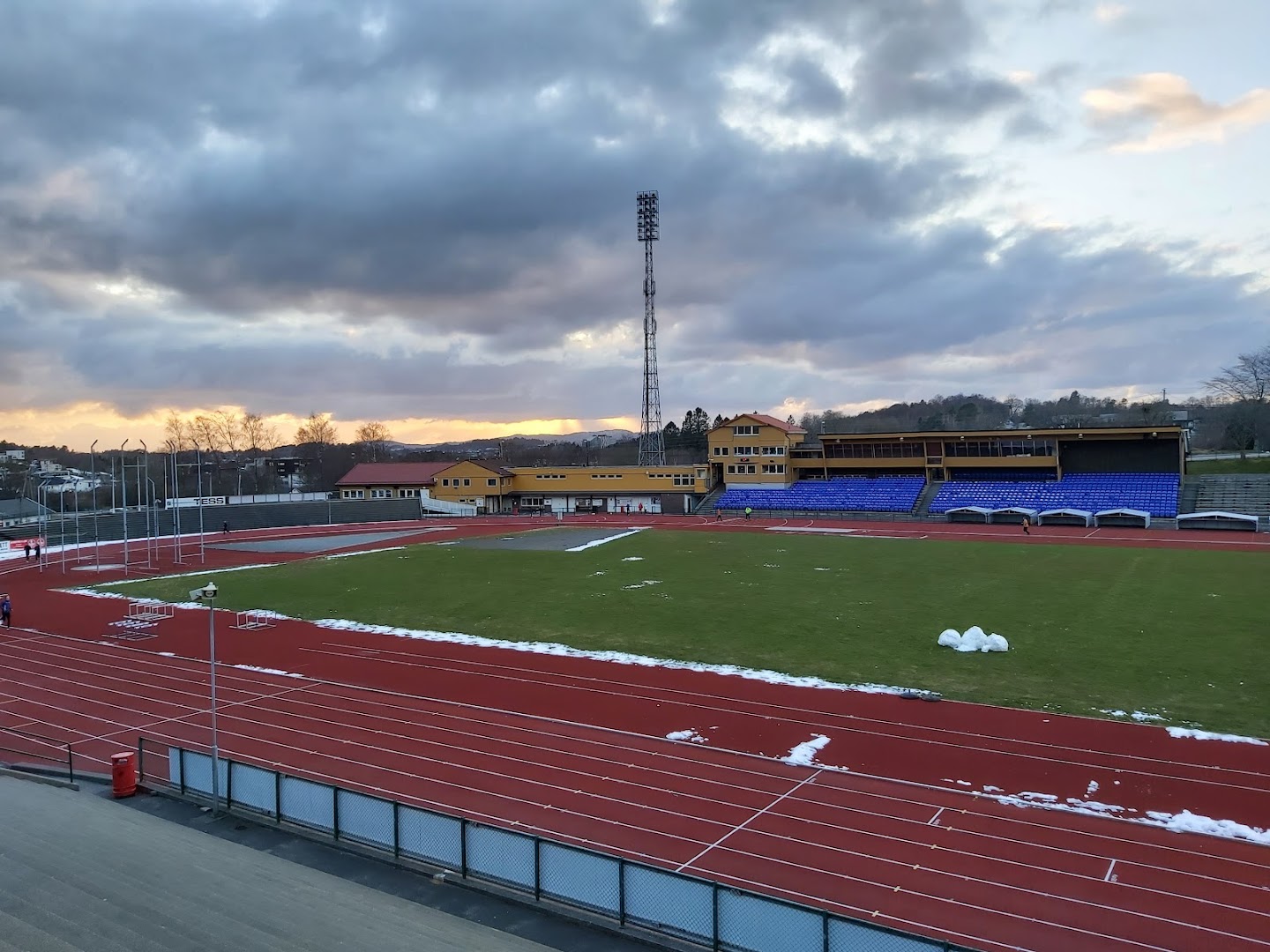 Bilde av Fana stadion