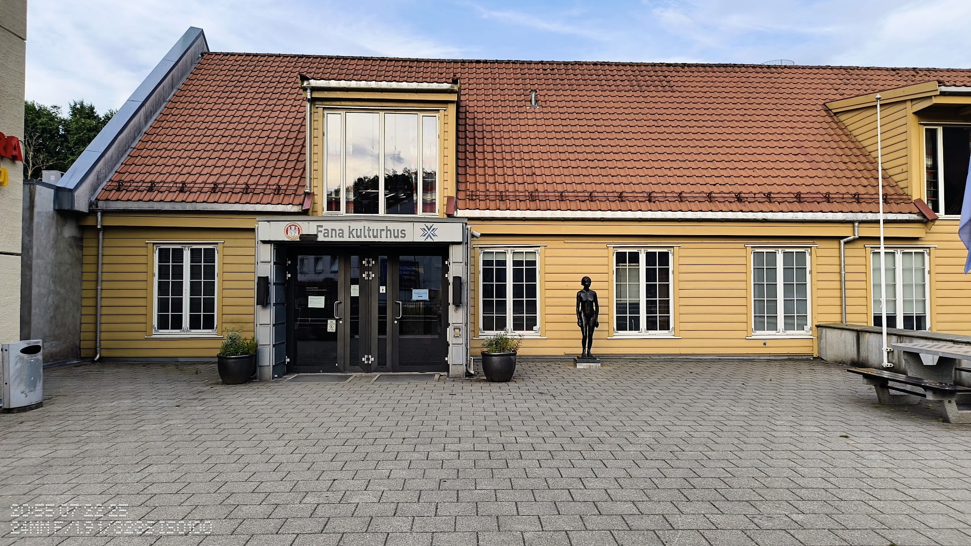 Bilde av Fana kulturhus