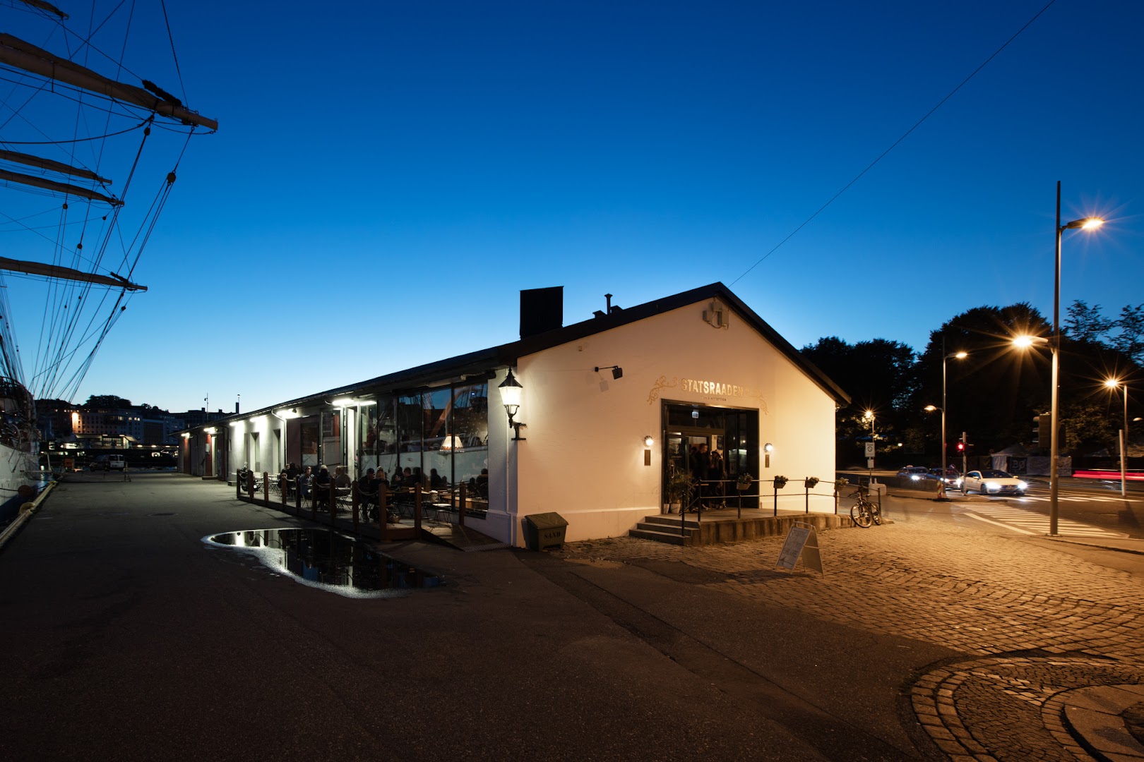 Bilde av Statsraaden Bar & Reception