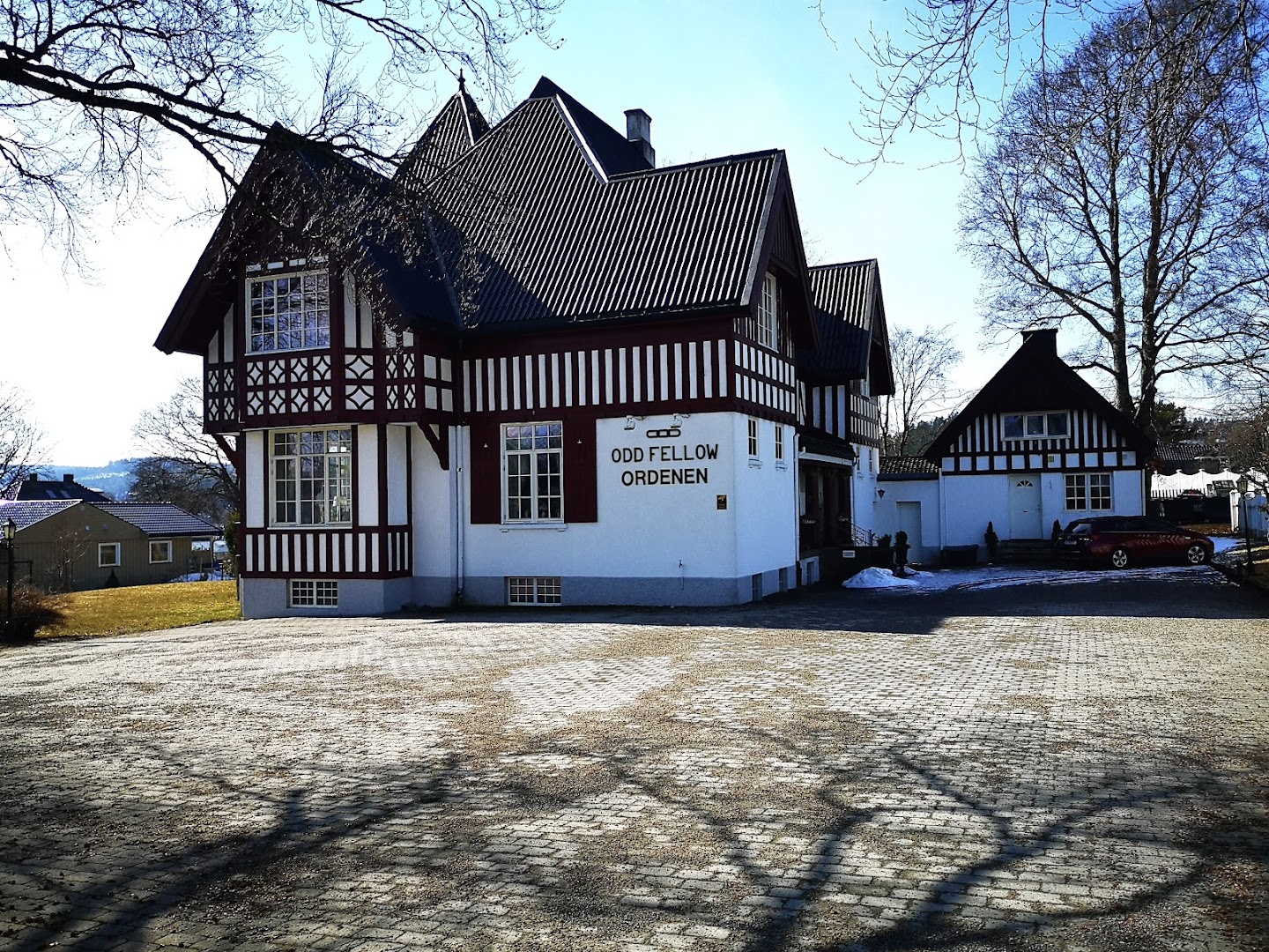 Bilde av Odd Fellow Gården i Skien