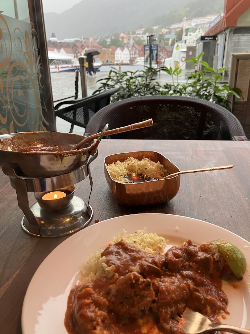 Bilde av Varanasi Indisk Restaurant & Bar
