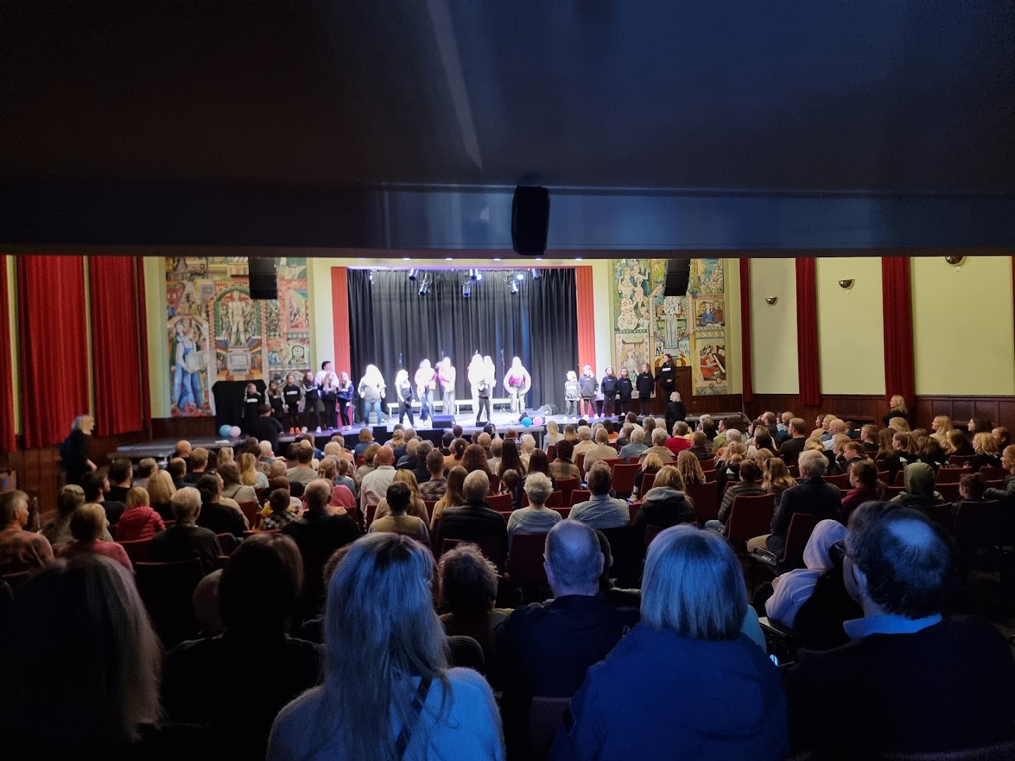 Bilde av Folkets Hus i Sauda