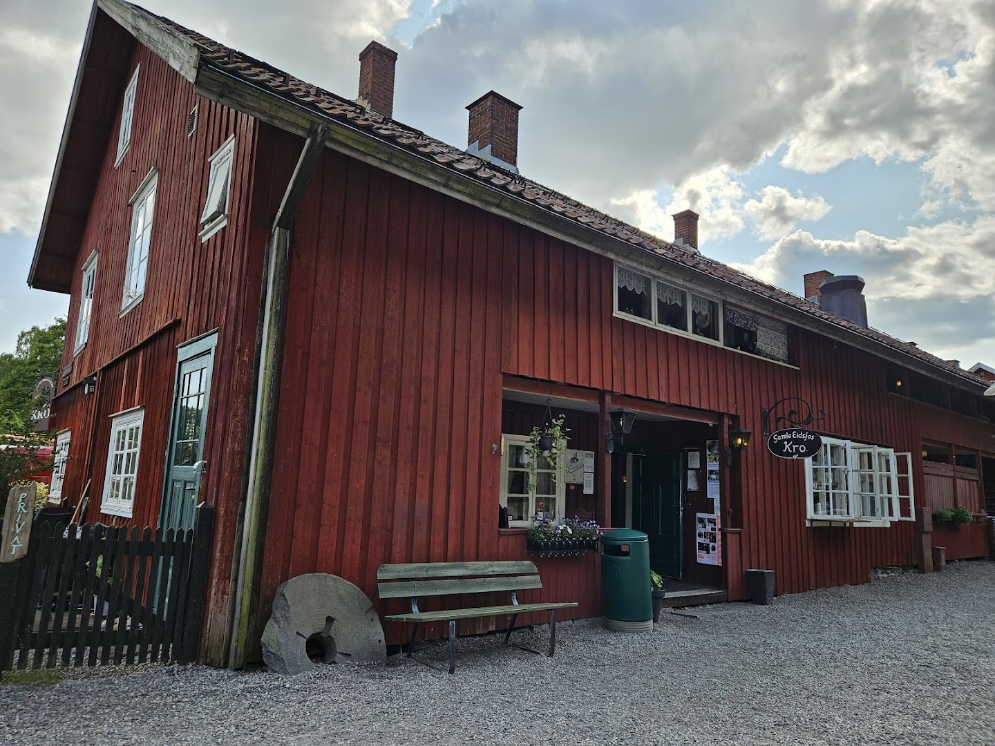 Bilde av Gamle Eidsfos Kro