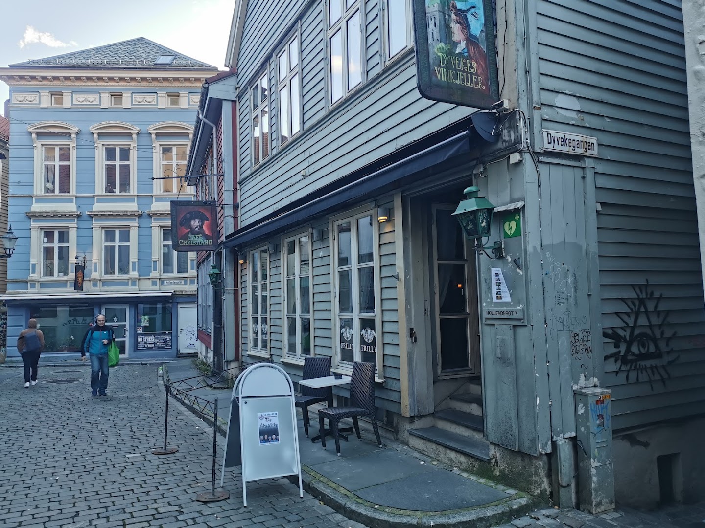 Bilde av Frille og Dyvekes Vinkjeller